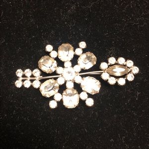 Women’s Vintage Kramer Large Sterling Silver Rhinestone Brooch